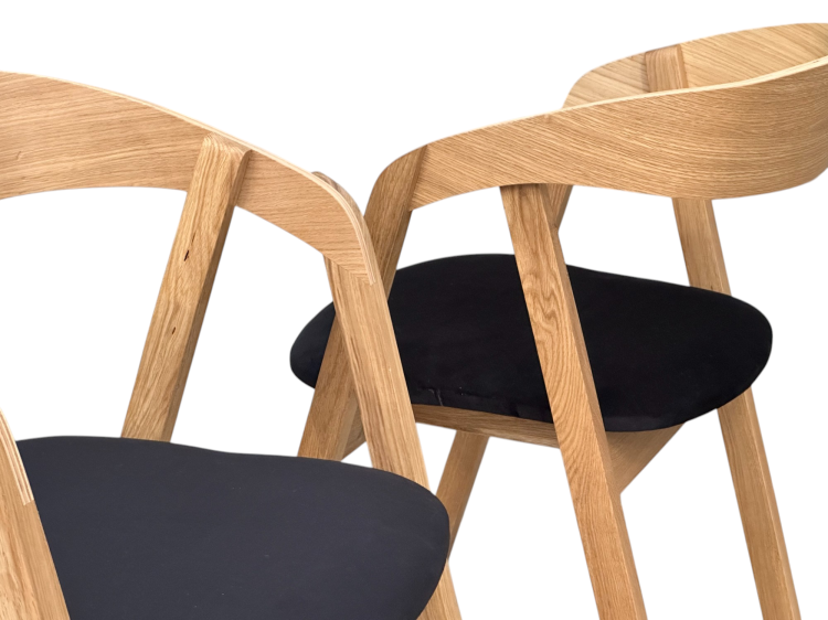 Zestaw 4x Krzesło Dębowe z Tapicerowanym Siedziskiem Dąb Naturalny Olejowany + Tkanina Velvet Riviera 100 (Czarny)